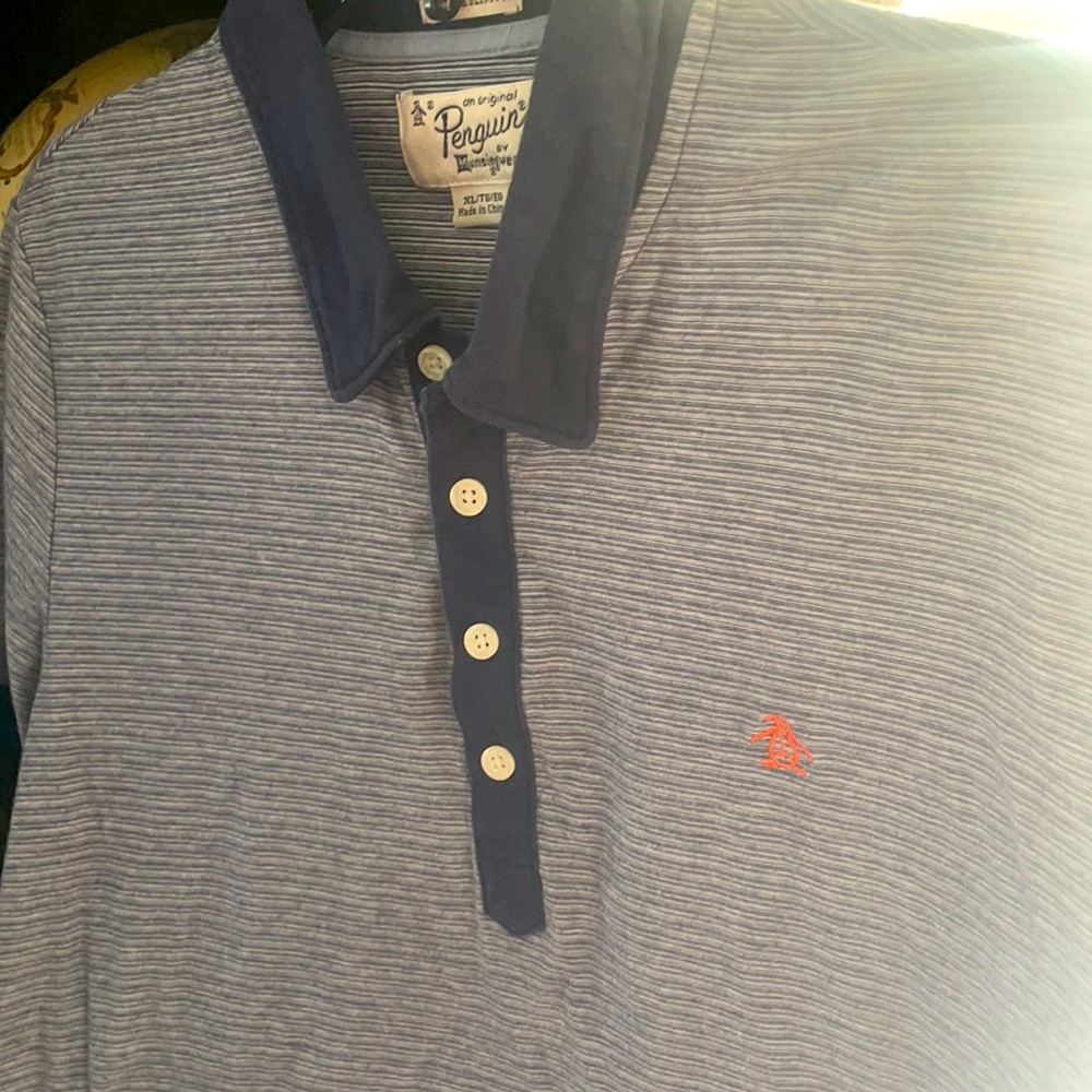 Penguin men’s slim fit size XL, fits more like a medium/large. EUC